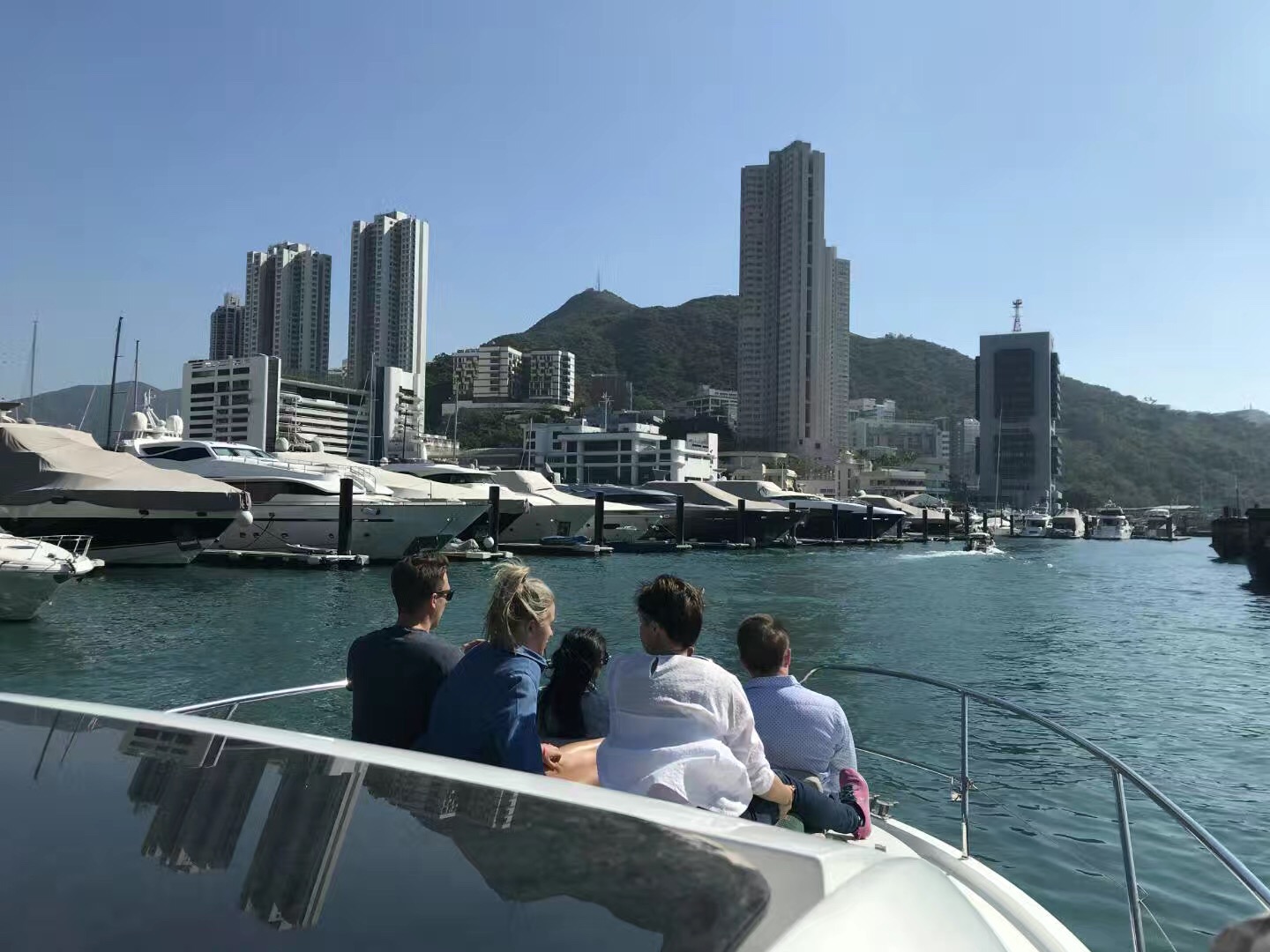香港私人豪華遊艇夏日船河 - Klook客路 香港